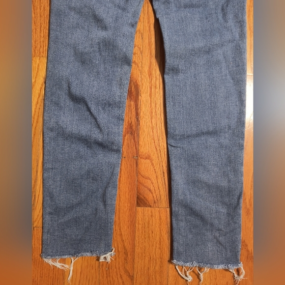 Jessica Simpson Kiss Me Super Skinny jeans, size 28w by 27.5L - Picture 12 of 15